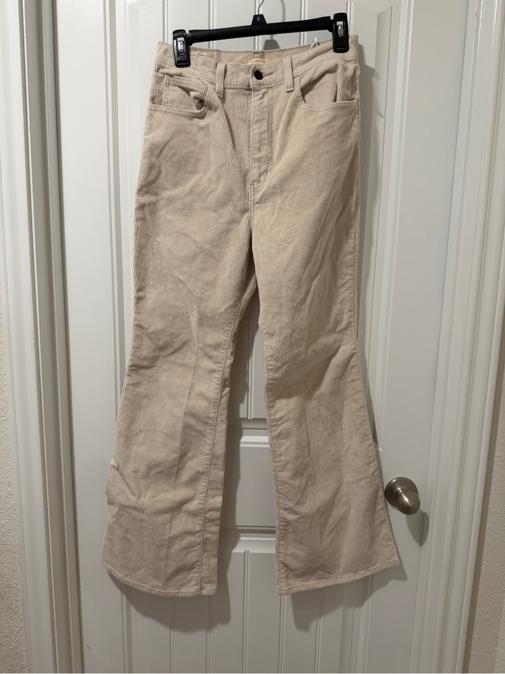 Levi’s Premium 70s High Flare Corduroy Pants Size 28 Ecru Cream